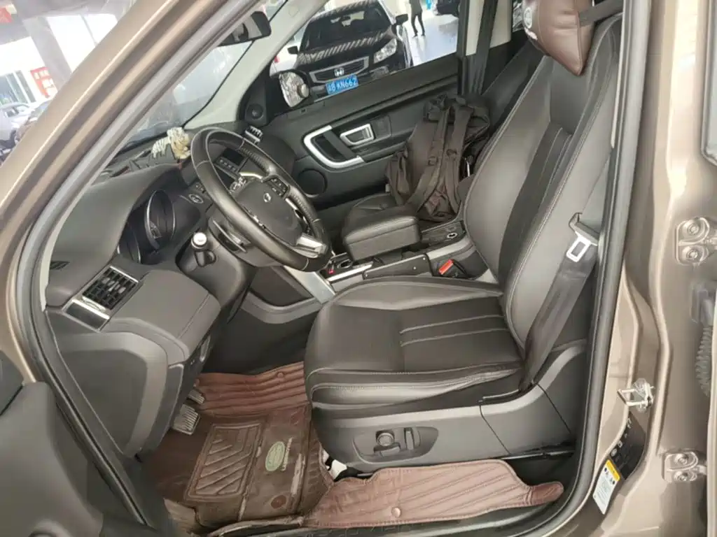 Land Rover Discovery Sport 2016 — фото 15