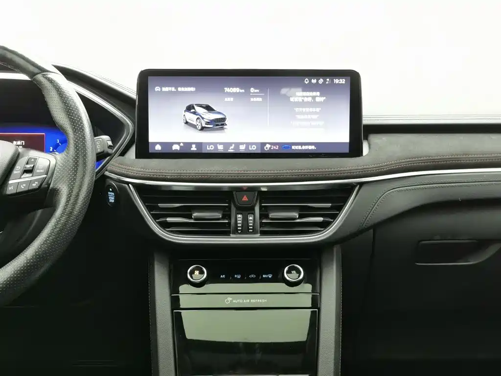 Ford Escape 2020 — фото 12