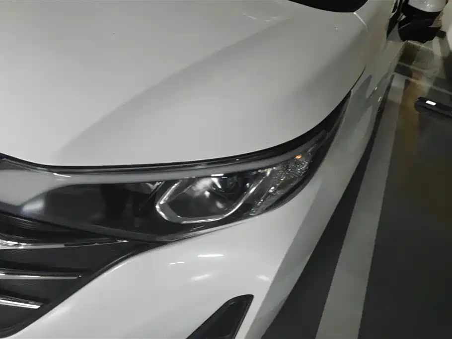 GAC Motor Trumpchi M6 2019 — фото 5
