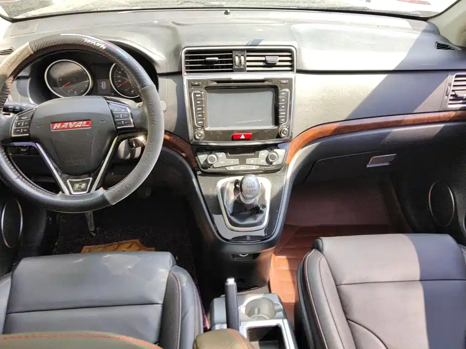 Haval H6 2015 — фото 12