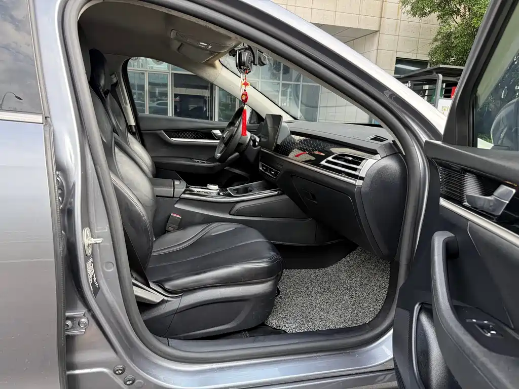 BYD Qin PLUS 2022 — фото 13