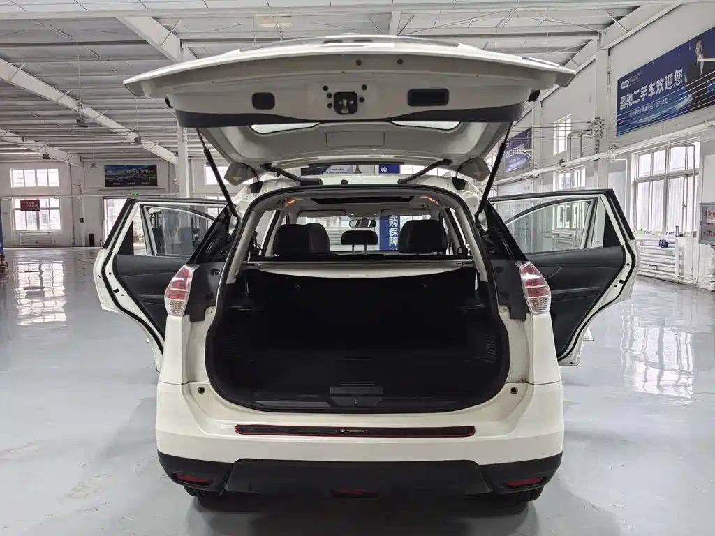 Nissan X-Trail 2016 — фото 16
