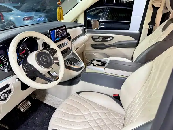 Mercedes-Benz V-Class 2021