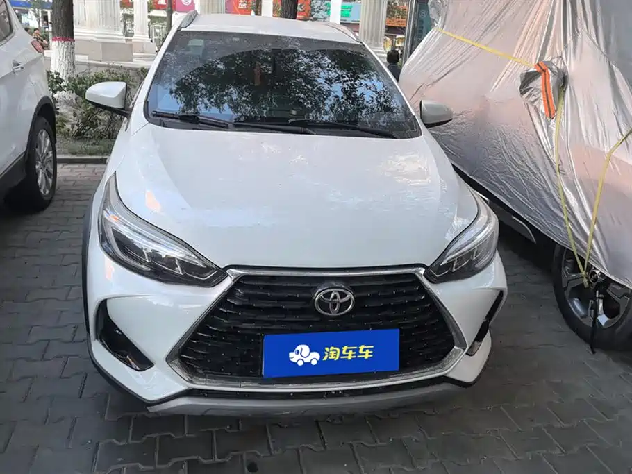 Toyota Yaris L 2021 — фото 2