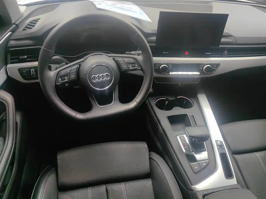 Audi A4L 2022 — фото 15