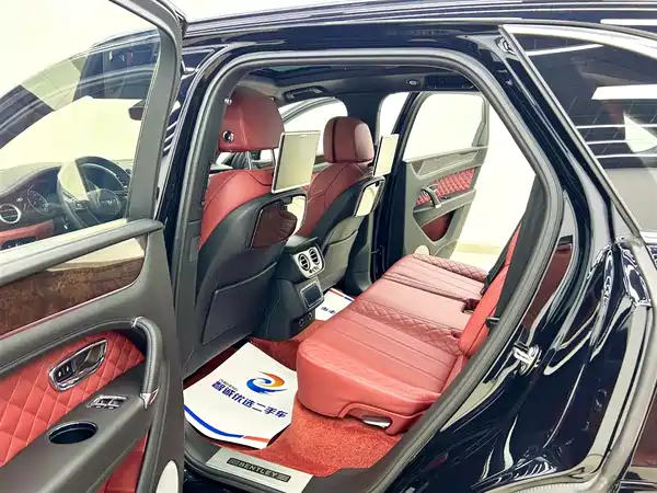 Bentley Bentayga 2016