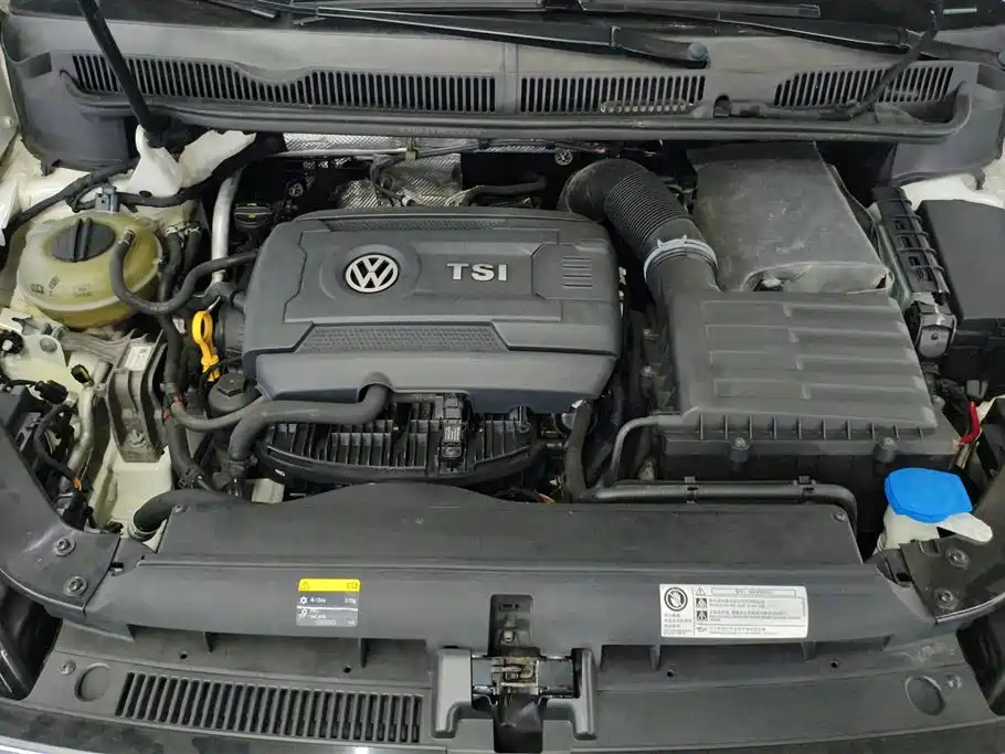 Volkswagen Touran 2017 — фото 10