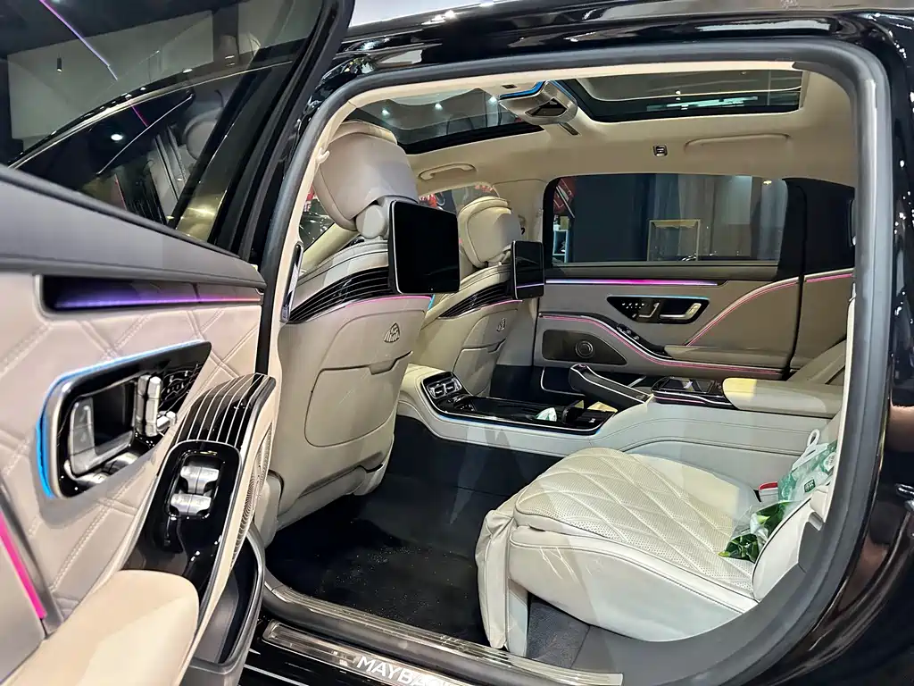 Mercedes-Benz Maybach S-Class 2022 — фото 9