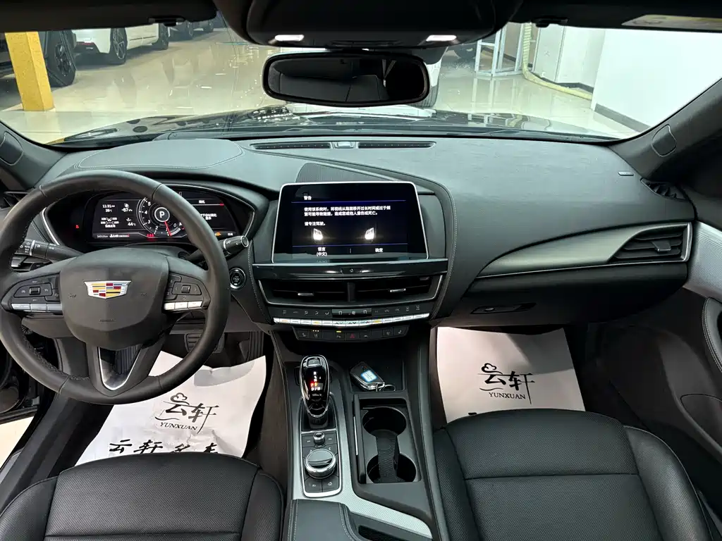 Cadillac CT5 2023 — фото 13