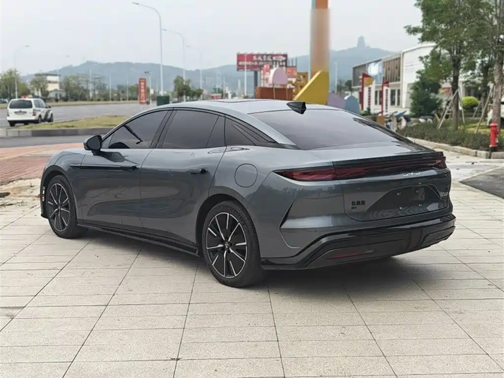 BYD Han L 2025 — фото 13