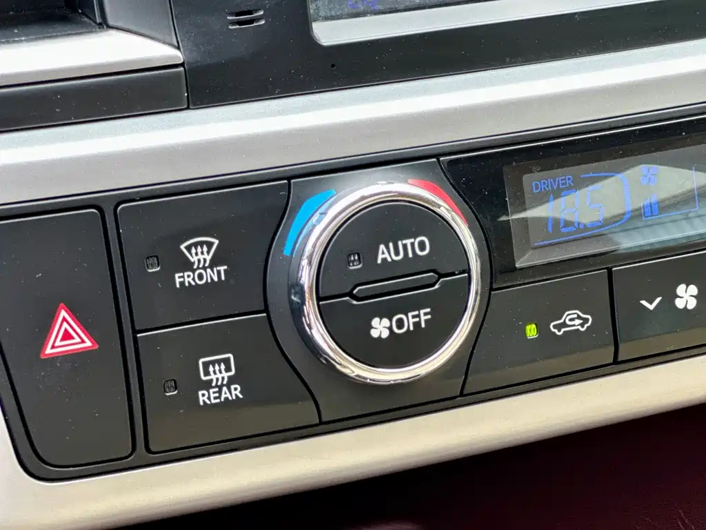 Toyota Highlander 2015 — фото 30