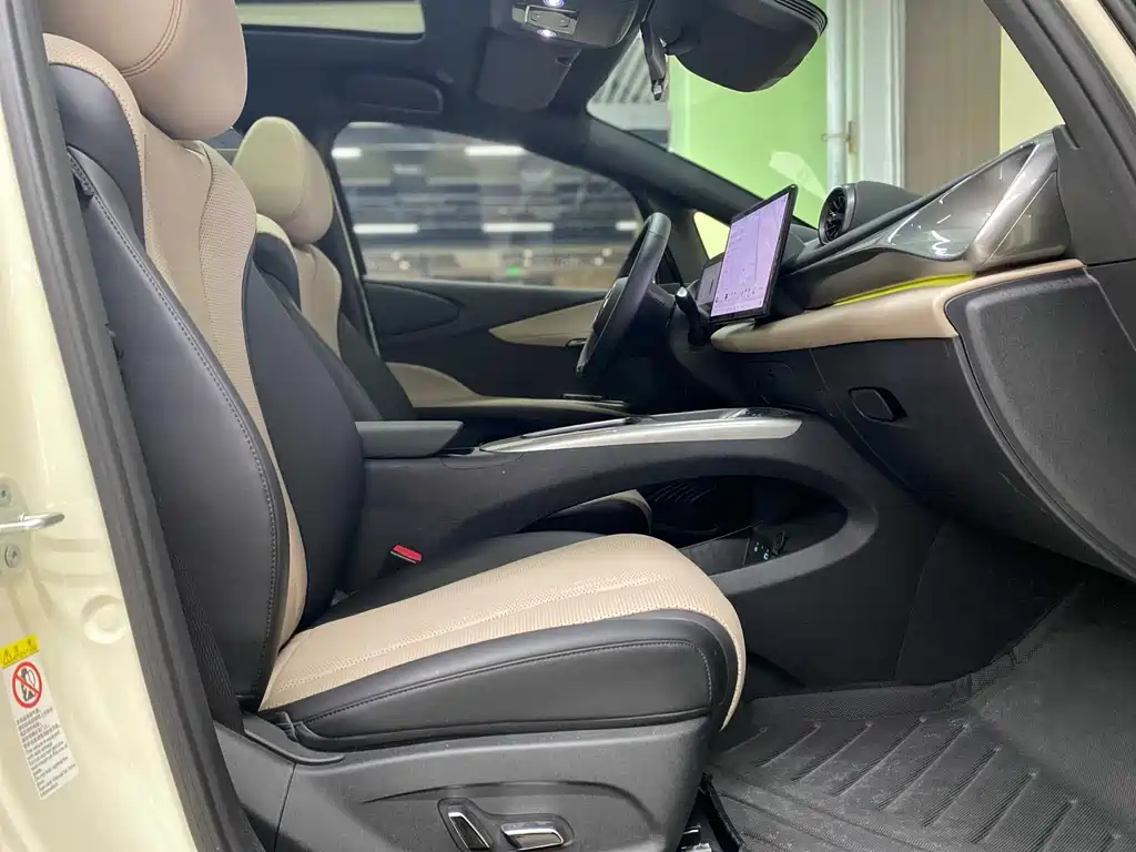 BYD Dolphin 2025 — фото 10