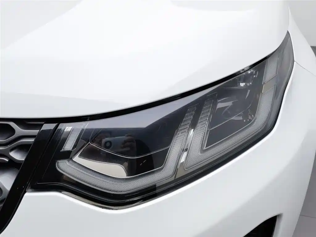 Land Rover Discovery Sport 2021 — фото 7
