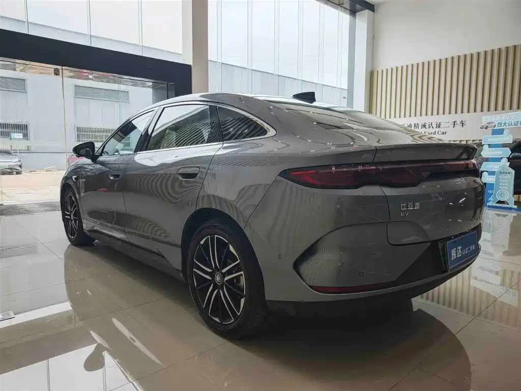 BYD Qin L 2025 — фото 7