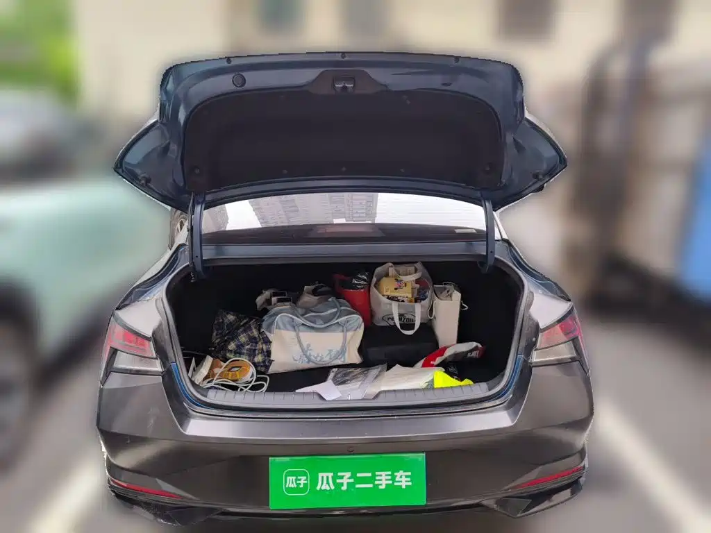 Hyundai Elantra 2021 — фото 10