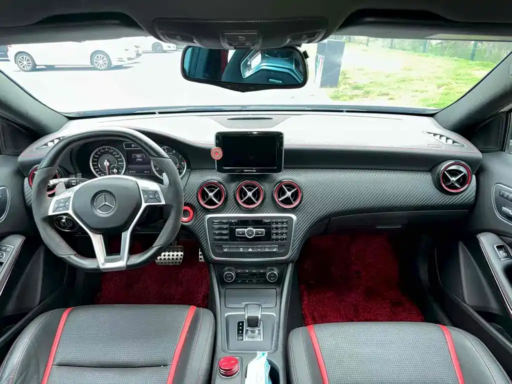 Mercedes-Benz A-Class AMG 2014 — фото 3
