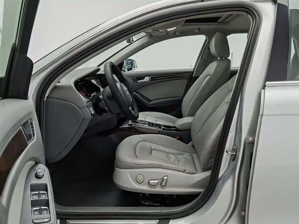 Audi A4L 2013 — фото 10