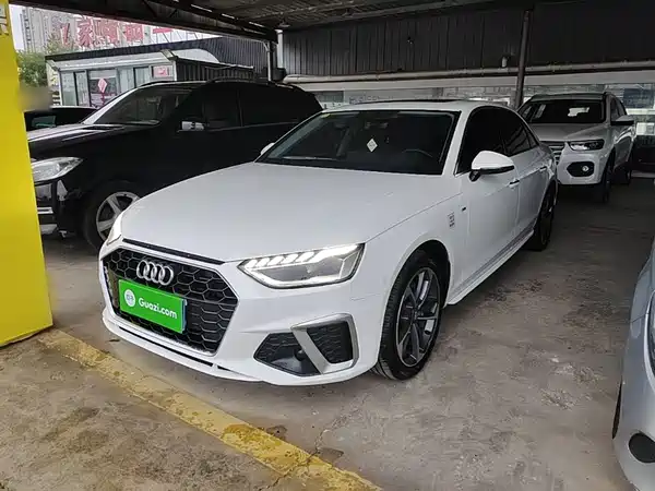 Audi A4L 2020