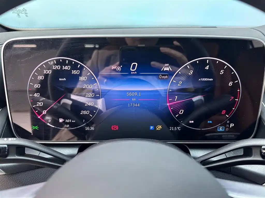 Mercedes-Benz GLC 2025 — фото 11
