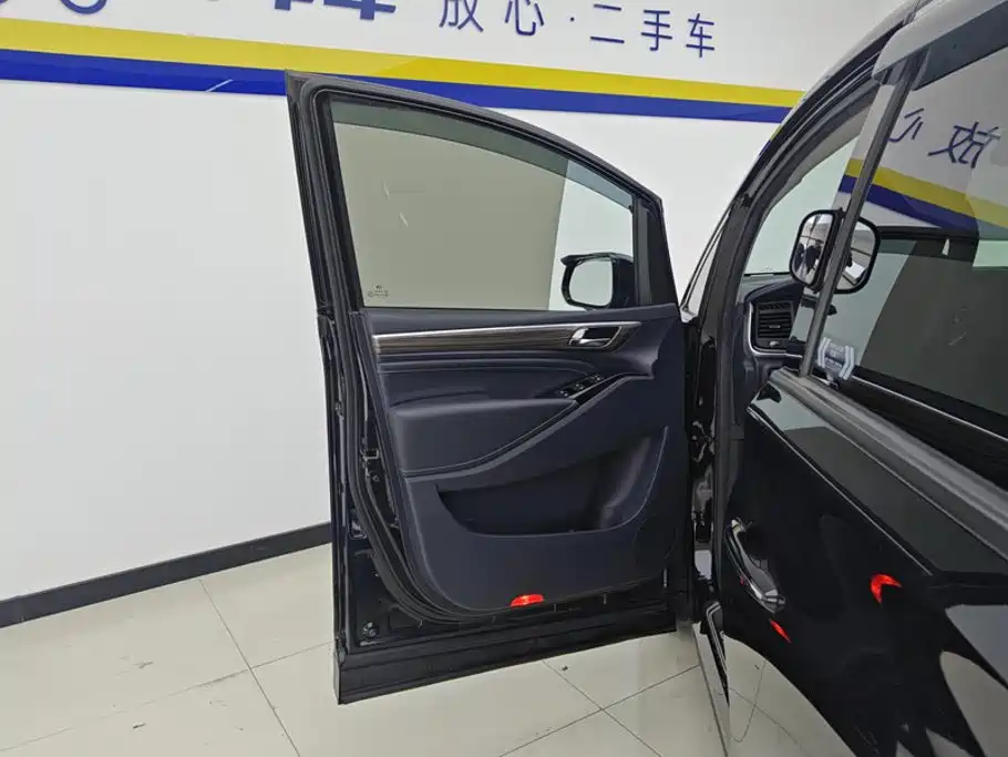 GAC Trumpchi M8 2021 — фото 7