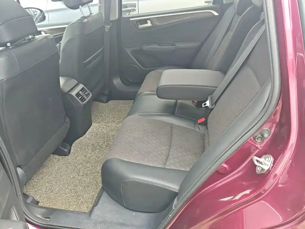 Honda Jade 2017 — фото 17