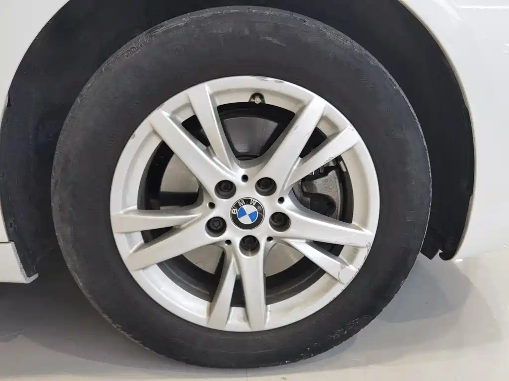 BMW 2 Series Active Tourer 2015 — фото 18