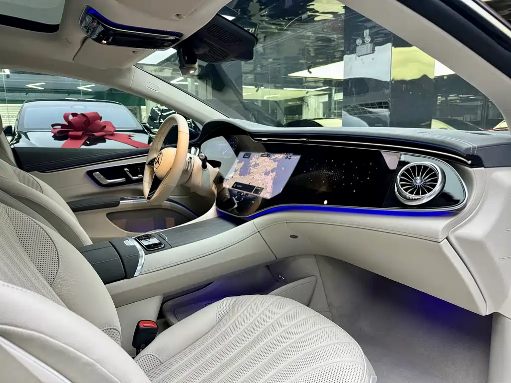 Mercedes-Benz EQS 2022 — фото 12