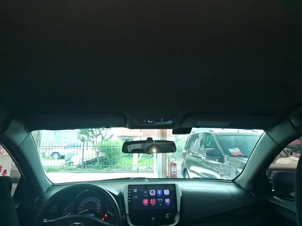 Toyota Vios 2017 — фото 18