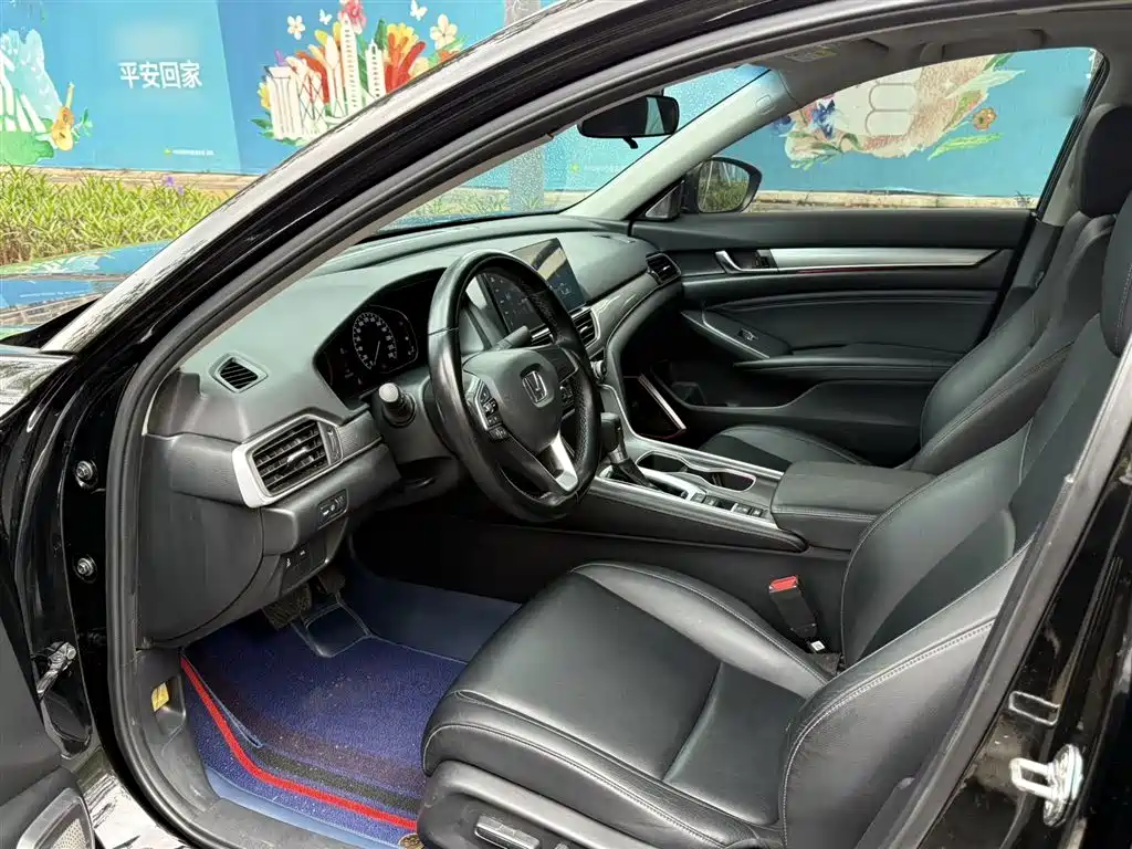 Honda Accord 2022 — фото 20
