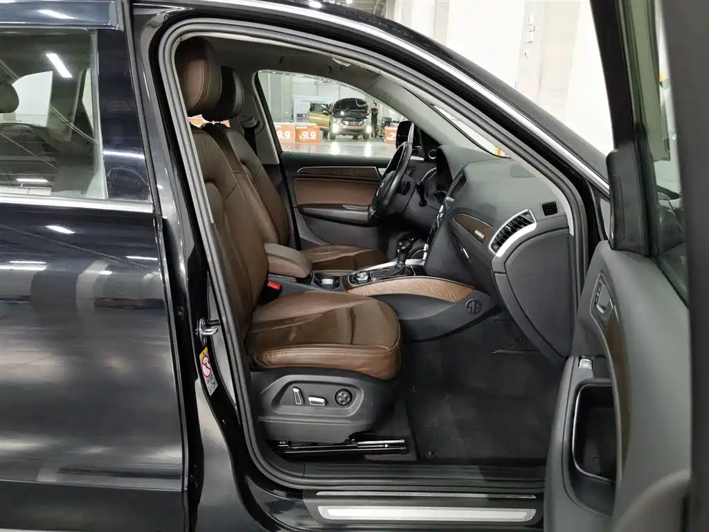 Audi Q5 2015 — фото 23