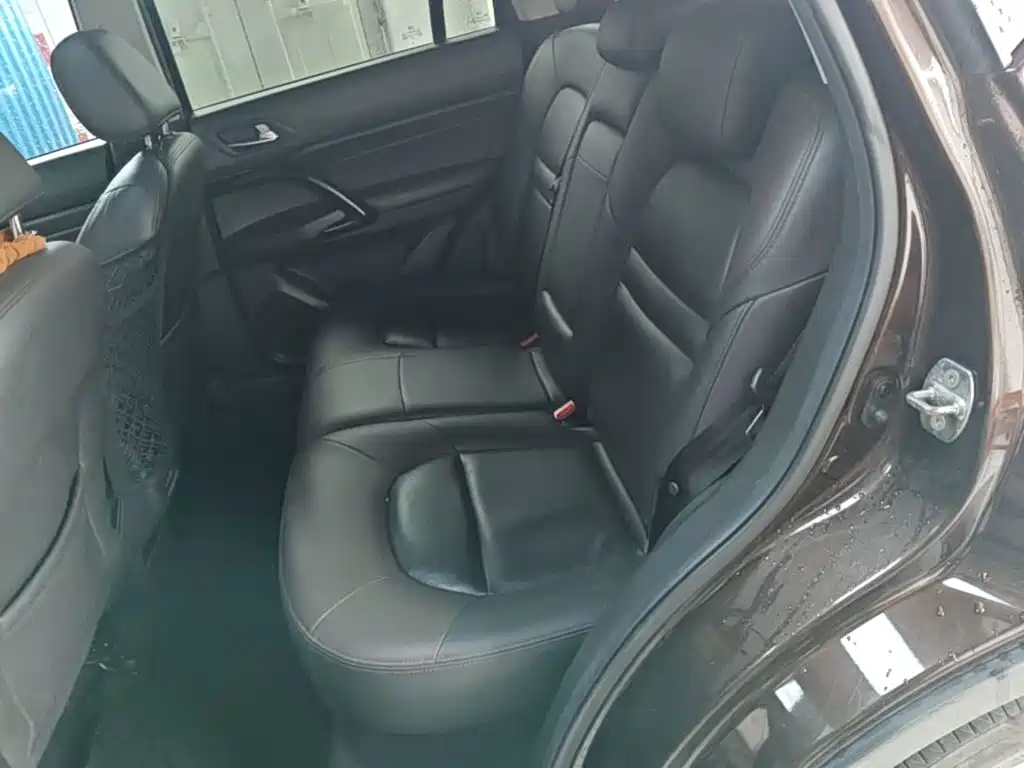 GAC Trumpchi GS4 2016 — фото 17