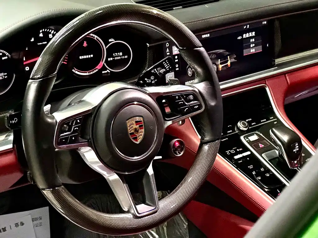 Porsche Panamera 2019 — фото 15