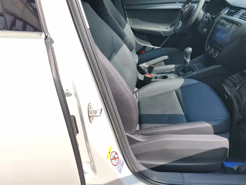 Skoda Octavia 2018 — фото 20