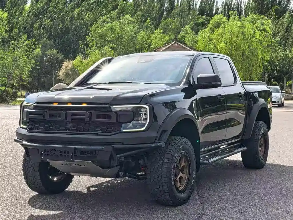 Ford Ranger 2024 — фото 1