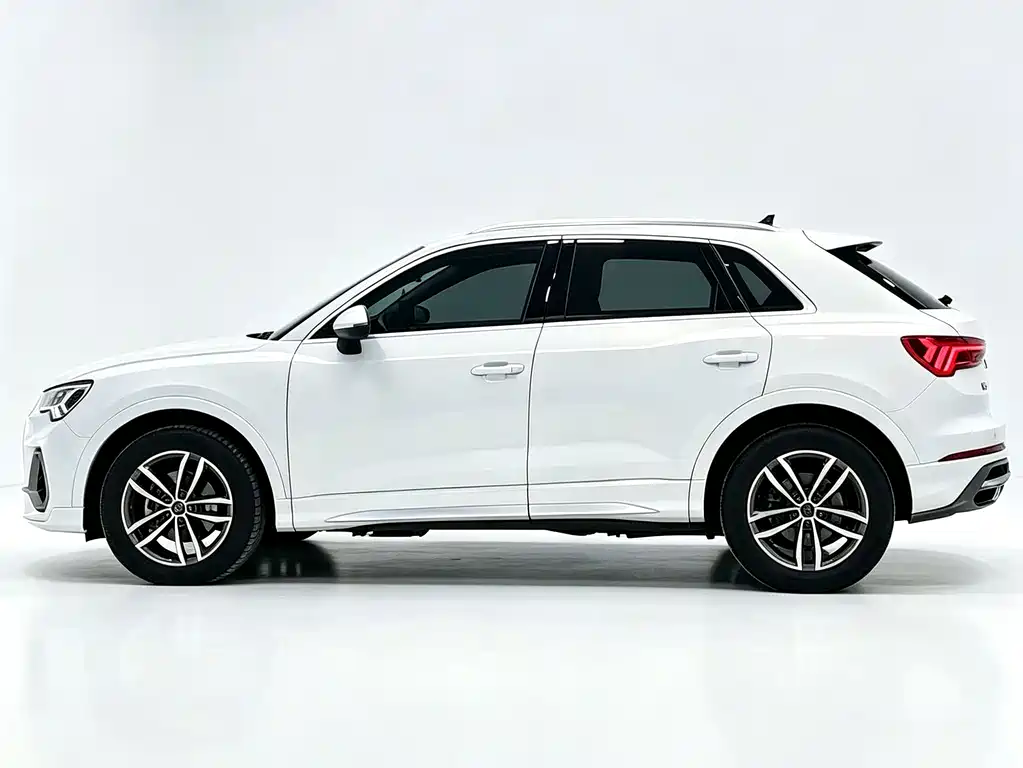 Audi Q3 2021
