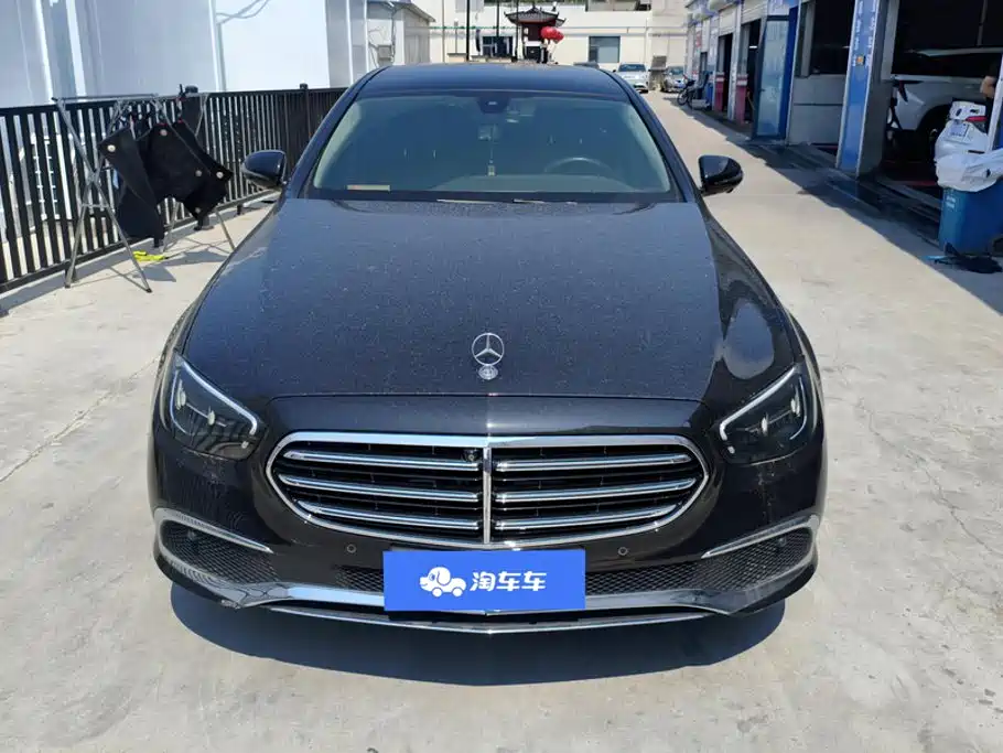 Mercedes-Benz E-Class 2023