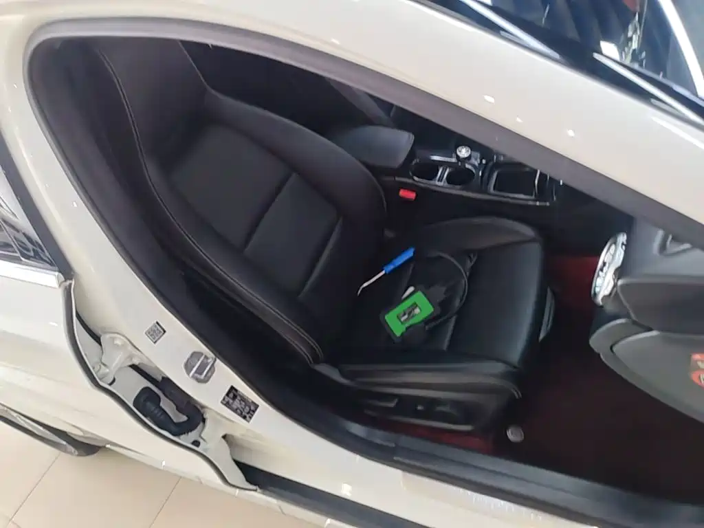 Mercedes-Benz GLA 2018 — фото 25