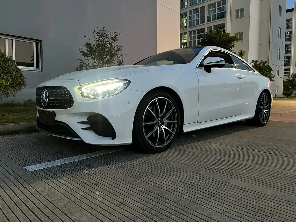 Mercedes-Benz E-Class 2021