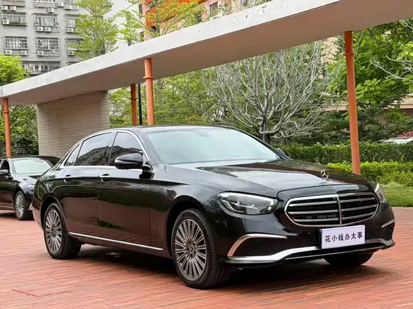 Mercedes-Benz E-Class 2023
