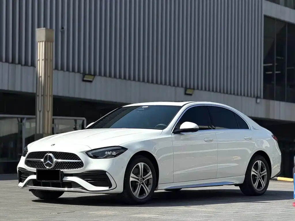 Mercedes-Benz C-Class 2022