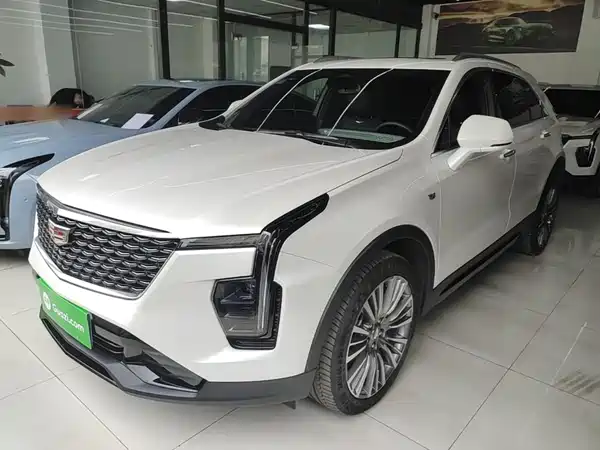 Cadillac XT4 2025