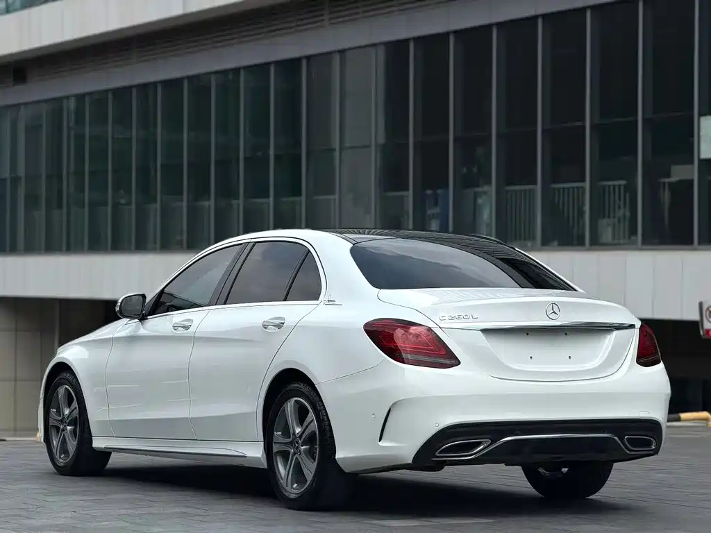 Mercedes-Benz C-Class 2020 — фото 9