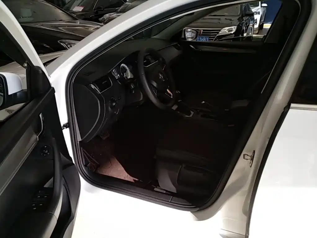 Skoda Octavia 2019 — фото 16