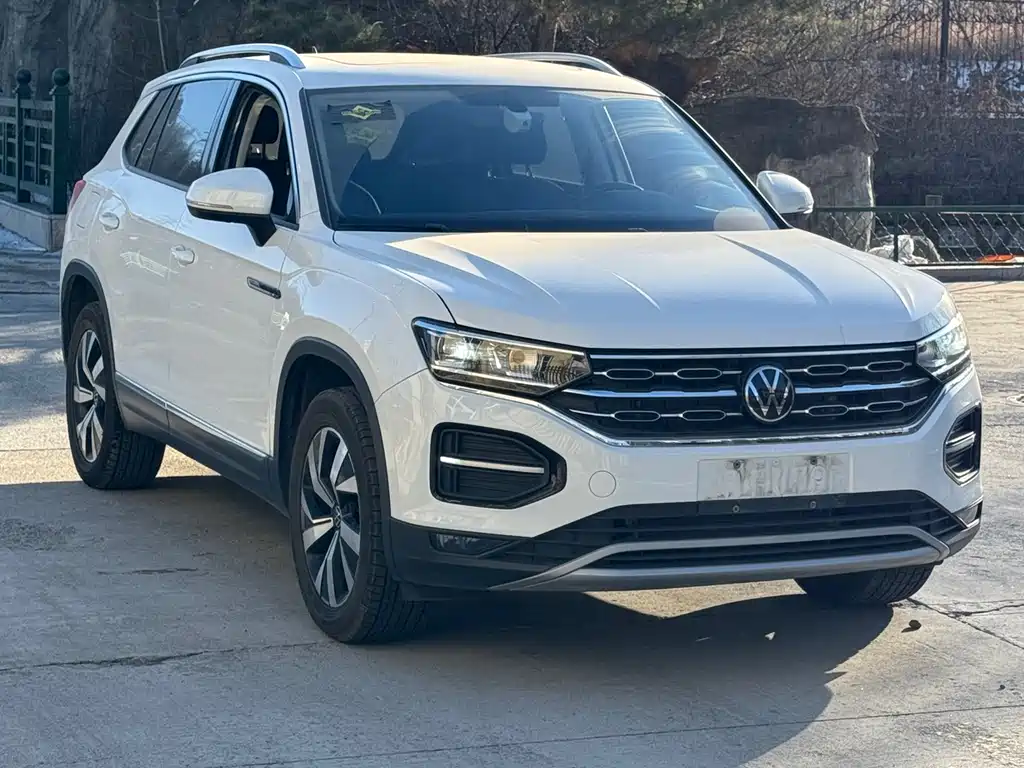 Volkswagen Tharu 2022 — фото 3