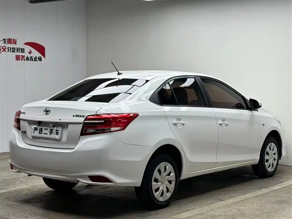Toyota Vios 2017 — фото 3
