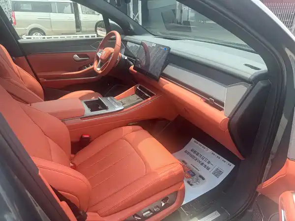 BYD Tang L 2025