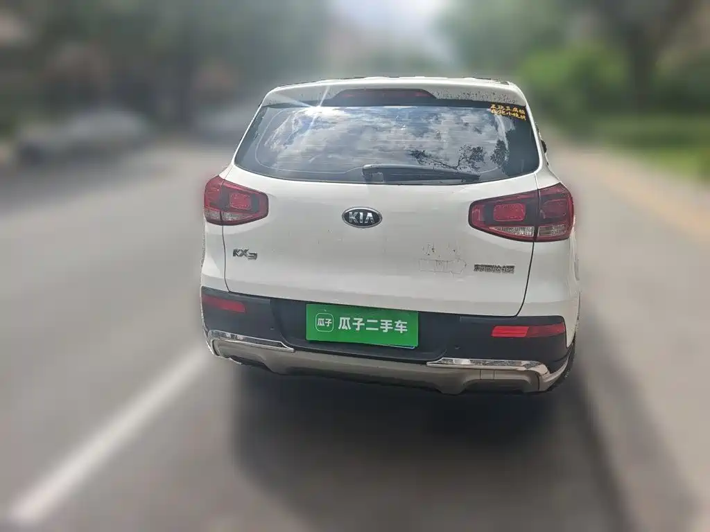 Kia KX3 2015 — фото 3