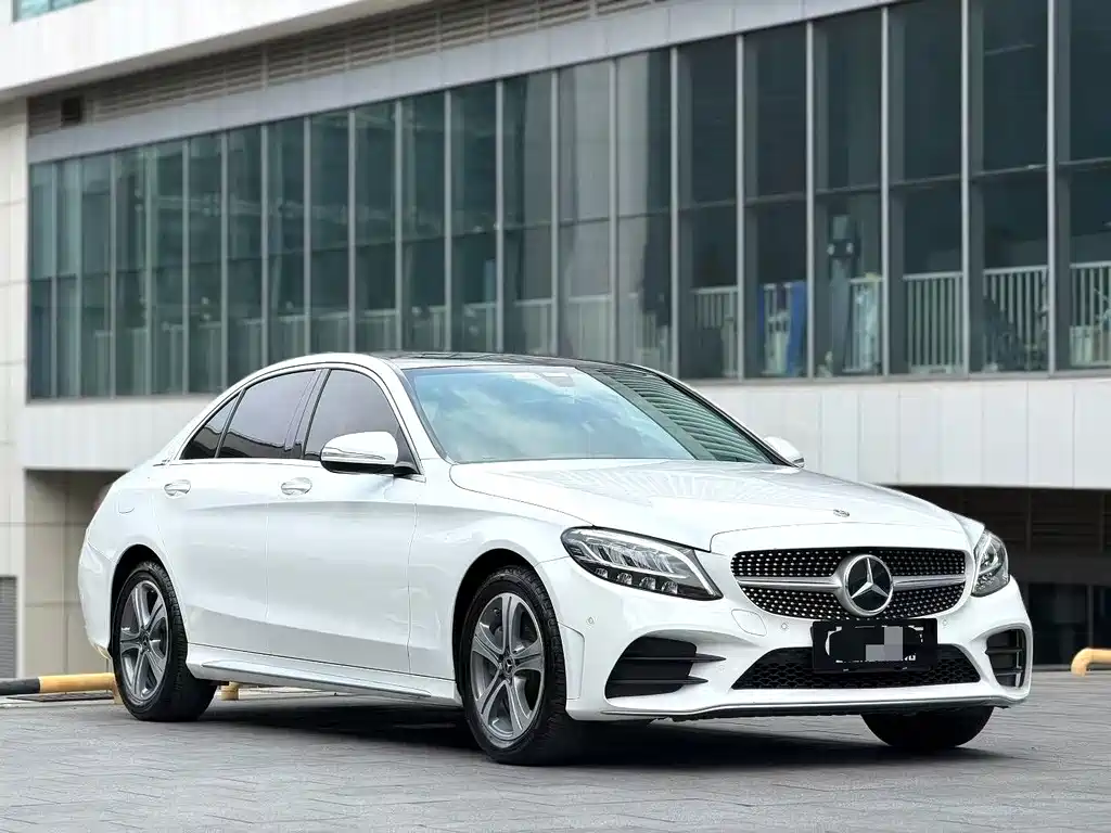 Mercedes-Benz C-Class 2020