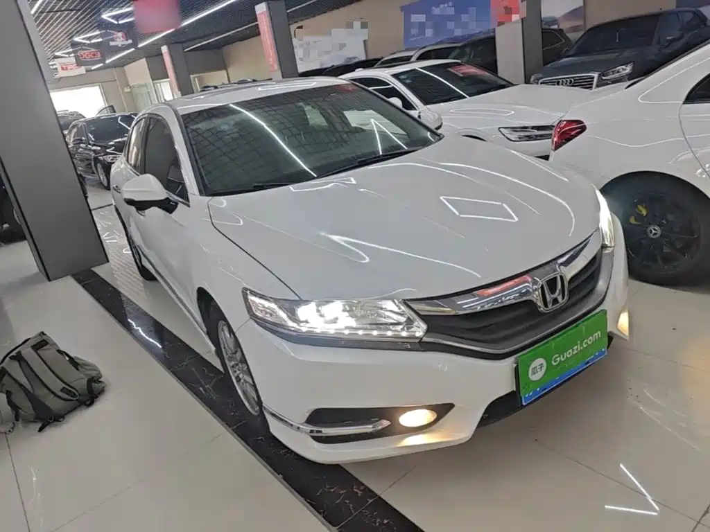 Honda Spirior 2017 — фото 4
