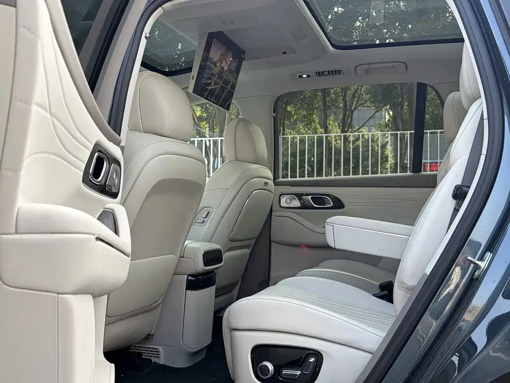 Geely Galaxy M9 2025 — фото 9